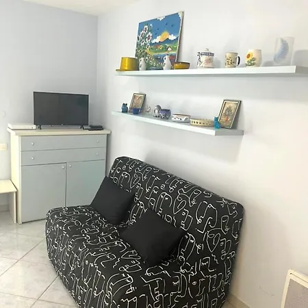 Center 200 M From The Sea, Terrace And Garage 公寓 芒通